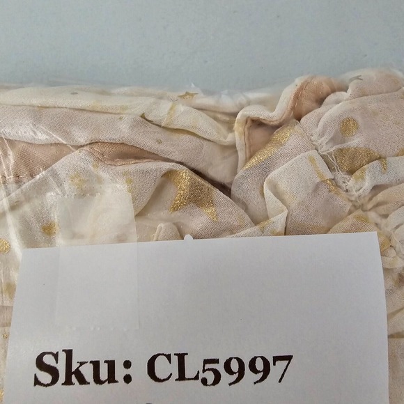 Torrid Shirt Womens Large Cream Chiffon One Shoulder Crop Top Star Moon Clusters - Picture 15 of 15